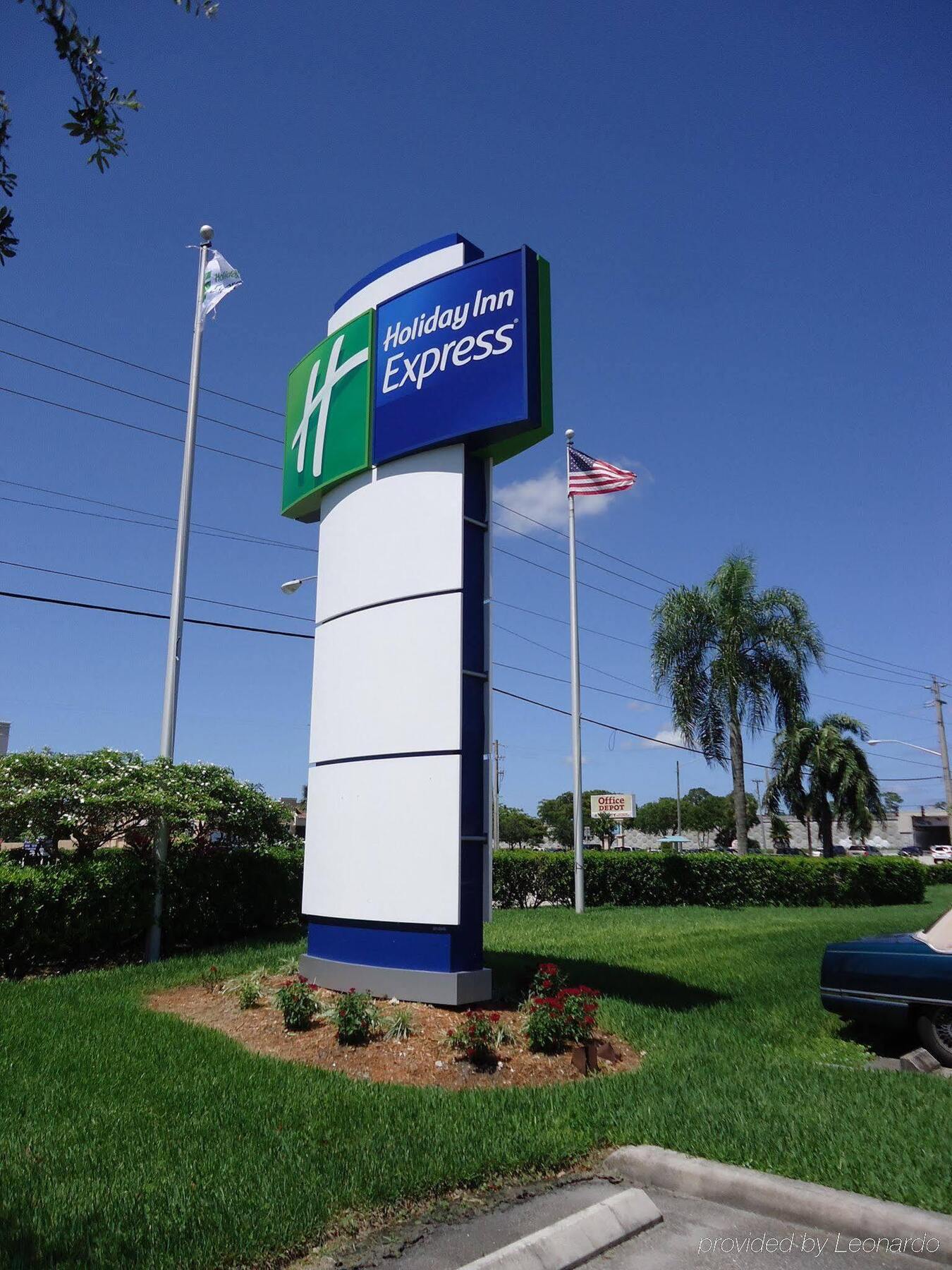 Holiday Inn Express Boca Raton - West By Ihg Eksteriør billede